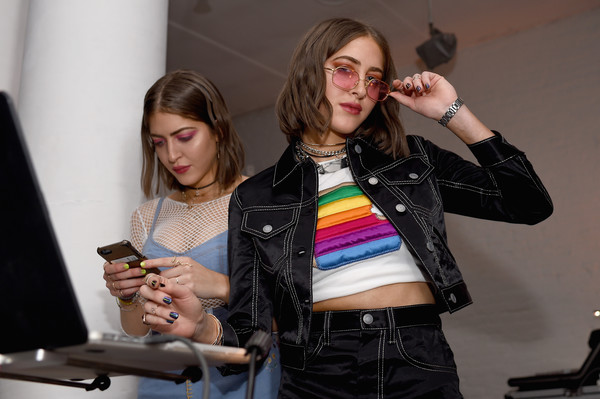 Sisterhood Alert: Simi & Haze, las nuevas Olsen de Instagram!