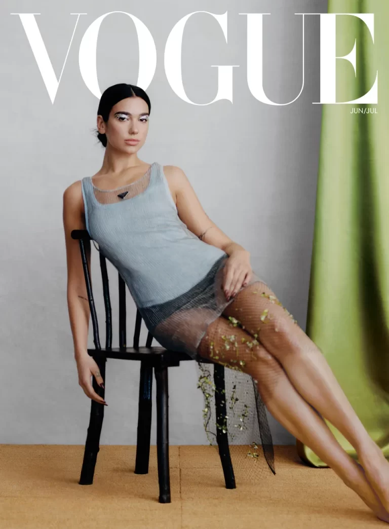 DUA LIPA ES LA PORTADA DE VOGUE USA!